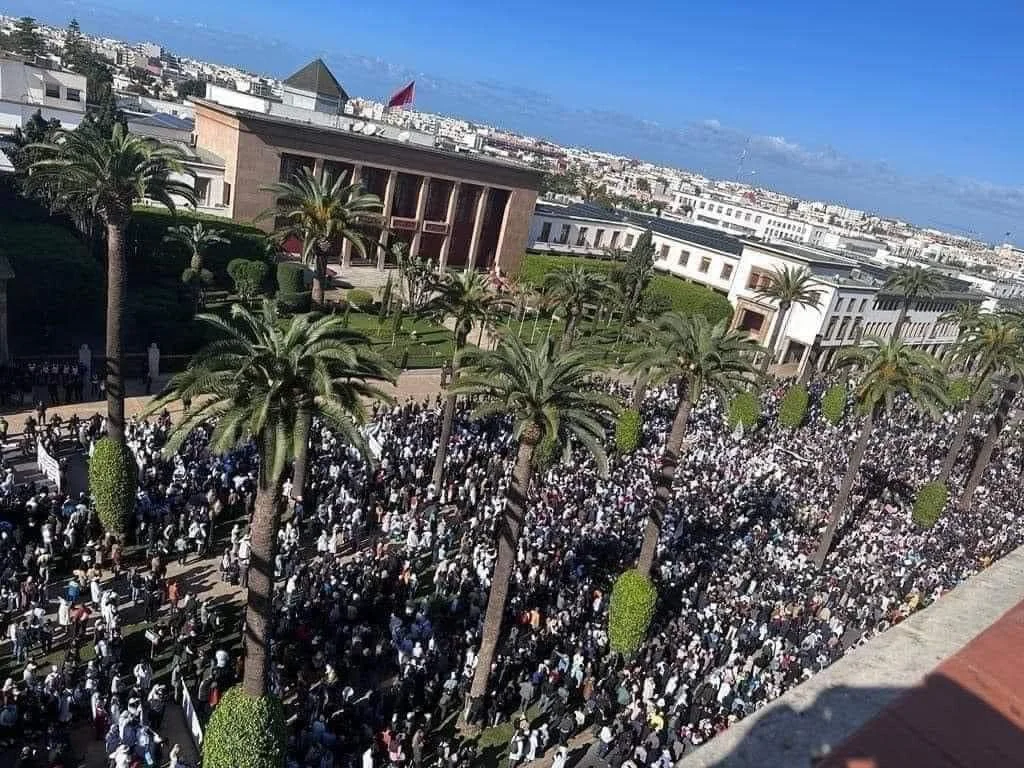 الجامعة الوطنية للتعليم تدعم دعوة الجامعة الحرة للتعليم لتعليق الاحتجاجات