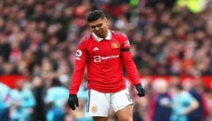 مانشستر يونايتد يعلن غياب كاسيميرو عن الملاعب