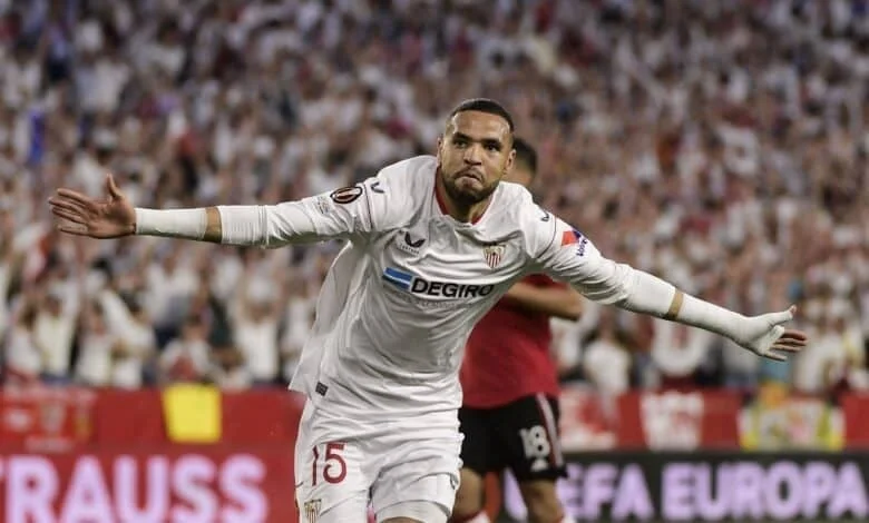 إشبيلية يسعى لإقناع النصيري بحضور مباراة أتلتيك بيلباو