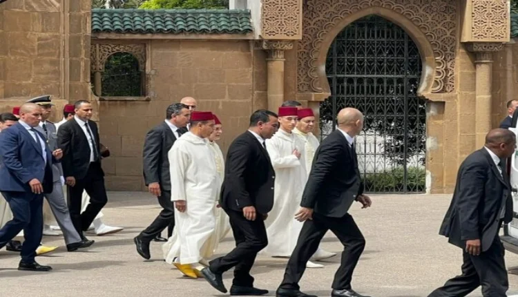 إقامة صلاة الاستسقاء بالمسجد الأعظم بحضور الأمير مولاي الحسن و مولاي رشيد