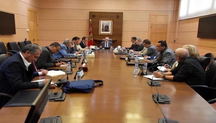 الاعلان عن اتفاق جديد بين الحكومة والنقابات التعليمية