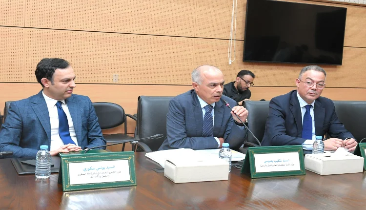 الحكومة تكشف آخر التطورات بشأن النقاش مع النقابات التعليمية