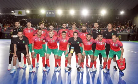 تشكيلة المنتخب الوطني داخل القاعة لمواجهة أوزبكستان