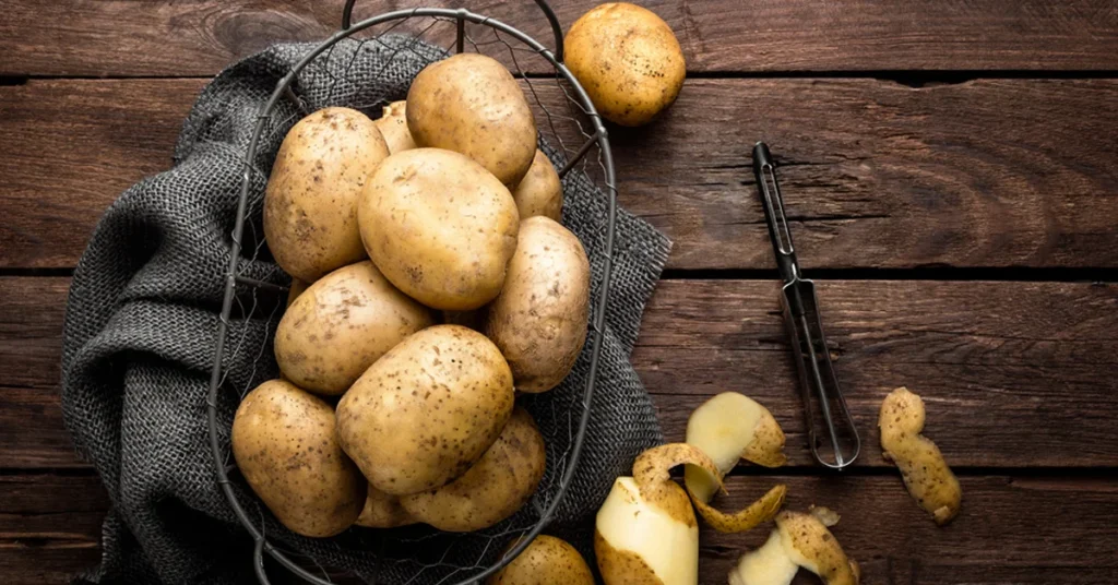 تناول البطاطس باردة مع الخضار يحسن صحتك