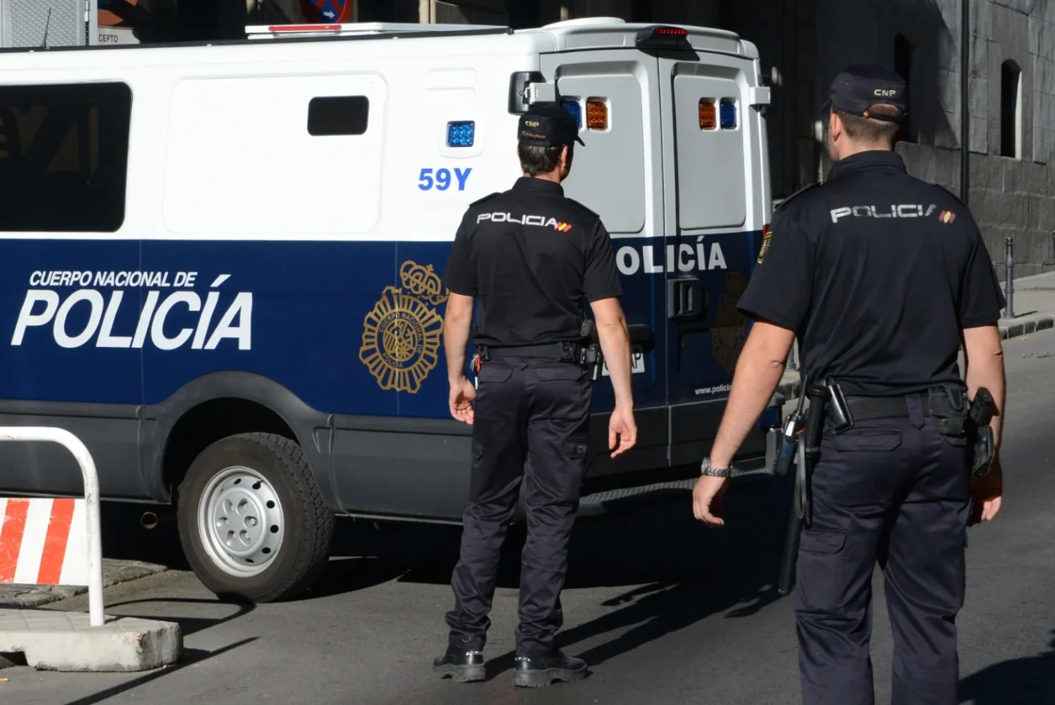 شقيقان من أصل مغربي يعتقلان في إسبانيا بتهمة سرقة معاشات تقاعدية