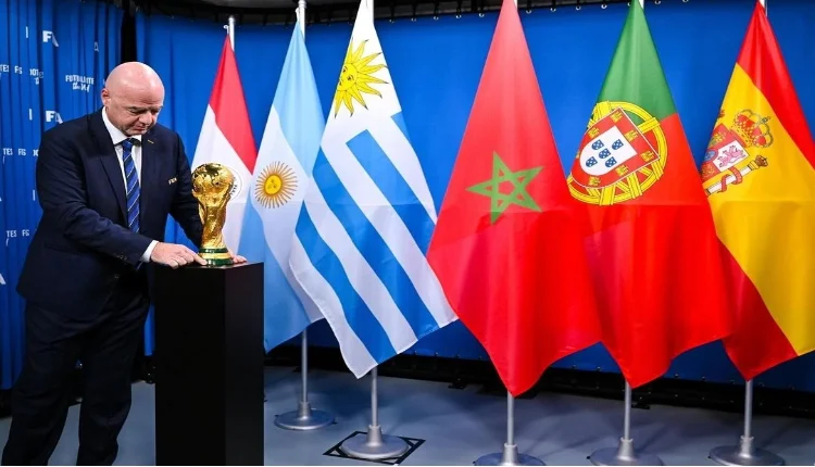 فرنسا تتقرب من المغرب عبر بوابة نهائي كأس العالم 2030