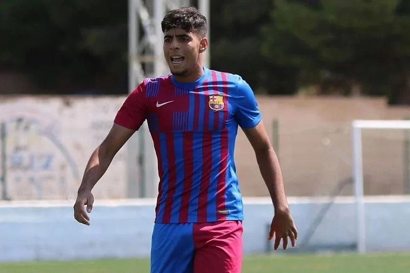 قرار من برشلونة اتجاه شادي رياض
