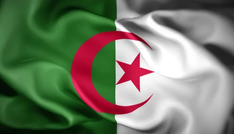 مالي تستدعي سفير الجزائر لديها