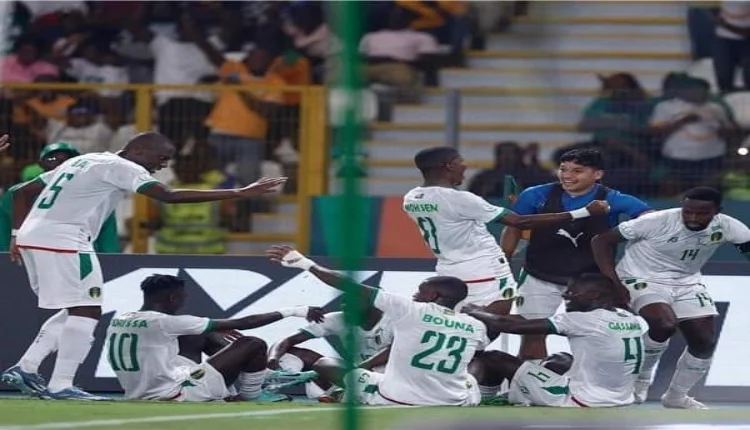 إعلامي مغربي.. "هذا سبب إقصاء الجزائر من كأس أفريقيا"