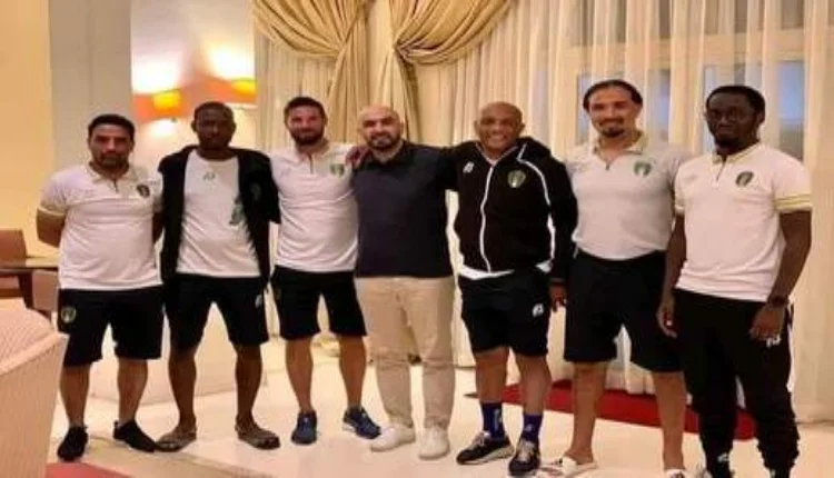 حقيقة الصورة التي تجمع وليد الركراكي بمنتخب موريتانيا