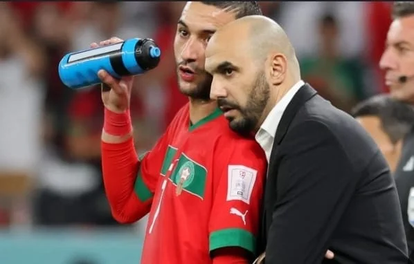 ما هو الطلب الذي رفضه الركراكي لزياش بين شوطي مباراة المنتخب وزامبيا !