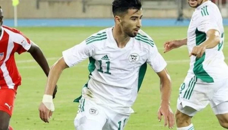 مهاجم المنتخب الجزائري يرشح المنتخب المغربي للفوز بلقب الكان