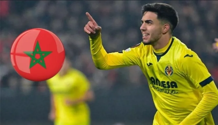 إلياس أخوماش يكشف رأيه في وليد الركراكي