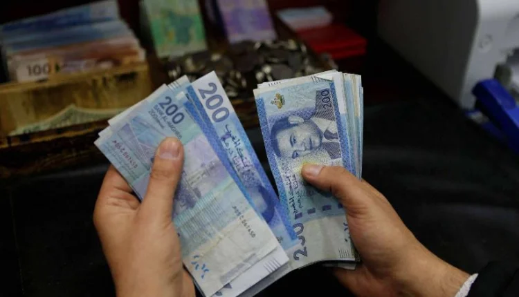تاريخ المصادقة على زيادة الأجور للأساتذة وصرف ما بين 1500 و2000 درهم