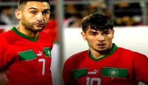 حكيم زياش يسرق الأضواء بتصرف "غير متوقع" مع دياز