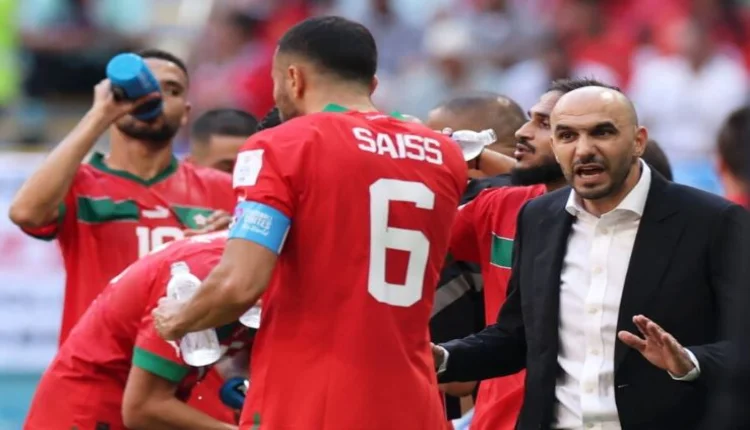 وليد الركراكي يصدم عميد المنتخب المغربي