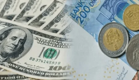 الدولار الأمريكي يتراجع أمام الدرهم المغربي
