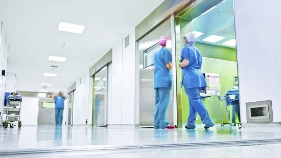 شلل يصيب المستشفيات لمدة يومين