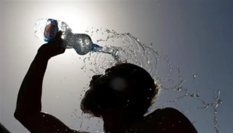 العاصمة المكسيكية تسجل أعلى درجة حرارة منذ أكثر من 26 عاما