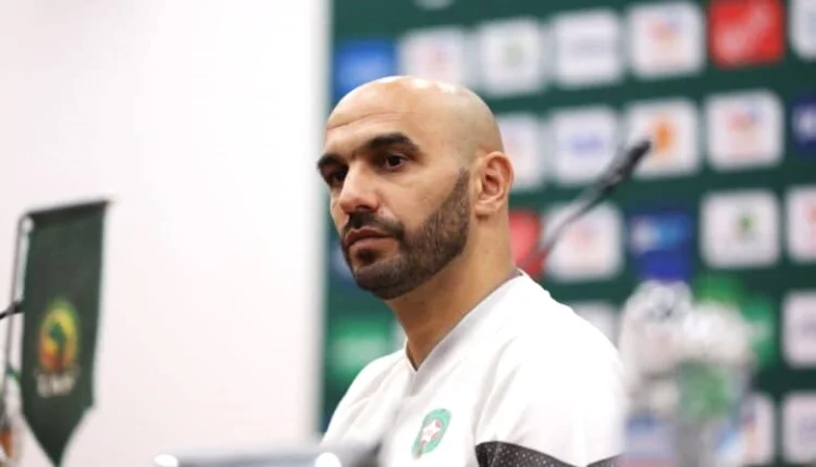 وليد الركراكي بفرنسا لمتابعة لاعب واحد