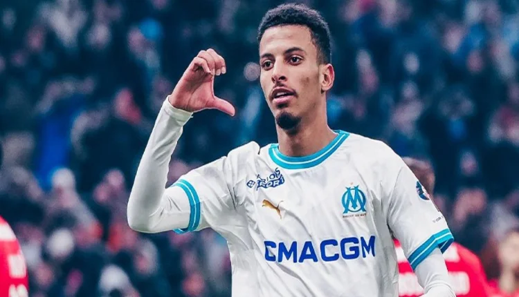 مارسيليا يؤكد تلقي عز الدين أوناحي عروضا من الدوري السعودي