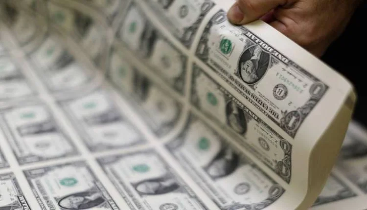 ارتفاع الدولار بدعم من انتعاش العوائد الأمريكية