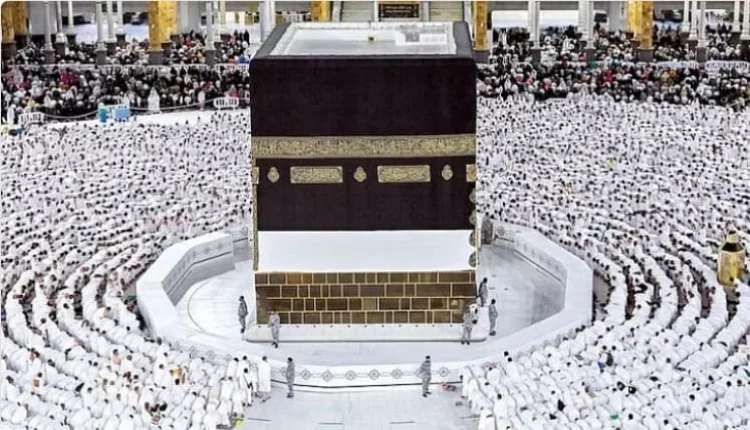 السعودية توفر 15 دليل ا توعوي ا بـ16 لغة لتسهيل رحلة الحجاج