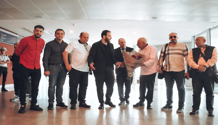 بالصور.. استقبال كبير لبعثة الزمالك المصري بمطار وجدة - أنجاد