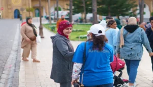 أماندیس تخلد ذكرى عيد الأم وتستقبل أمهات بالورود