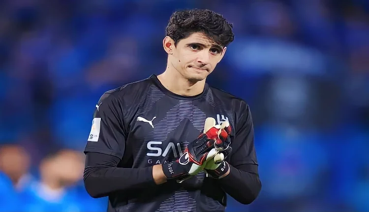 مدرب الهلال يحسم مستقبل ياسين بونو