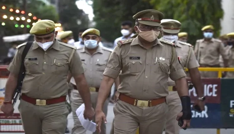 وفاة 53 شخصا على الأقل بعد تناول مشروب كحولي مغشوش في الهند