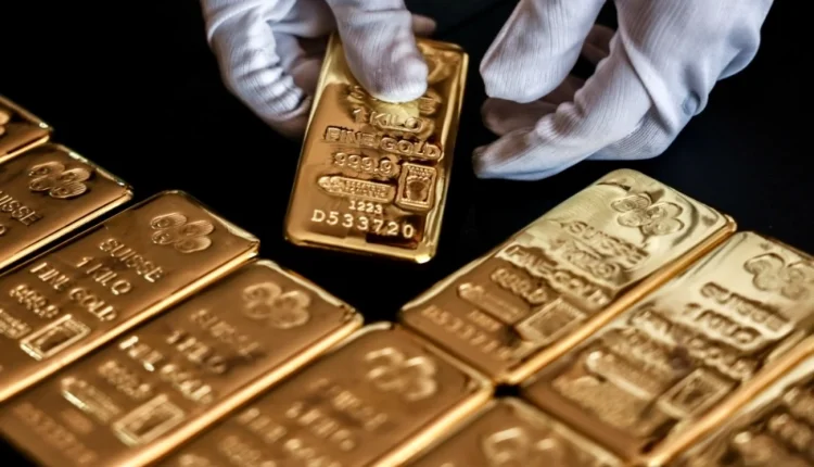 ارتفاع أسعار الذهب بدعم من ضعف الدولار