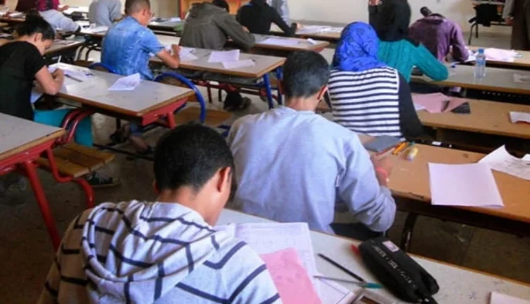 فيديو.. أستاذ فرنسي يُقر بصعوبة إمتحان مادة الرياضيات ويقارن بين التلميذ المغربي والفرنسي