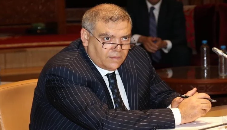 الداخلية تعد صيغة محينة لتصميمها المديري للا تمركز الإداري