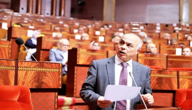 تفاصيل اجتماع الوزير شكيب بنموسى مع نقابات التعليم