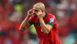 سفيان أمرابط يرفض العودة إلى ناديه السابق فيورنتينا
