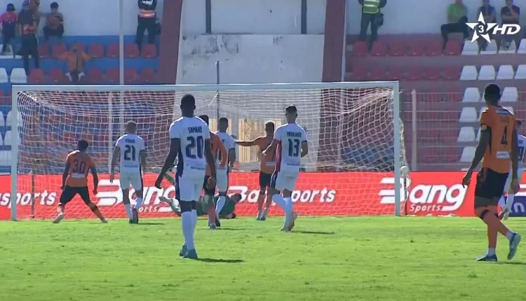 البطولة الوطنية.. نهضة بركان يفوز على مضيفه أولمبيك آسفي (2-0)