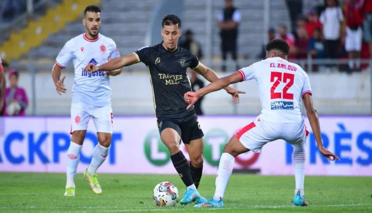 الوداد الرياضي ينتزع الفوز من المغرب التطواني في الوقت القاتل