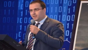 من يكون جلال بنحيون الذي عينه جلالة الملك عاملا على إقليم النواصر؟