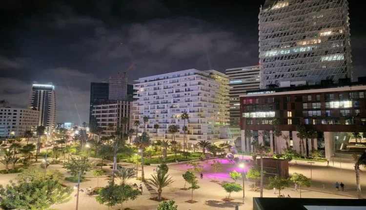 تفاصيل مشروع تنسيق مباني الدار البيضاء في شكل ولون واحد