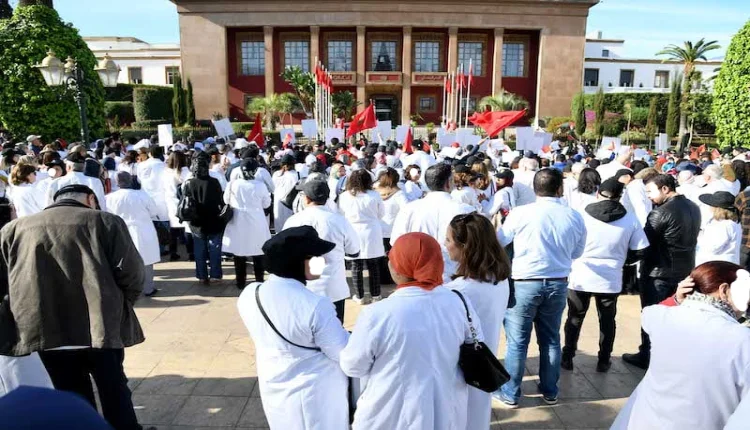 الأطباء الداخليون والمقيمون يضربون مجددا لثلاثة أيام