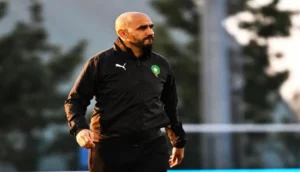 وليد الركراكي يستعد للقيام بتغييرات على مستوى الدفاع