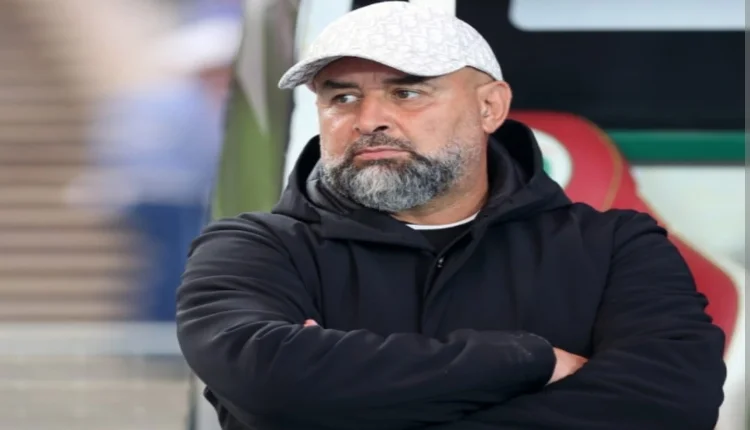 عبد الحق بن شيخة يستقيل من تدريب شبيبة القبائل رغم التأهل والصدارة