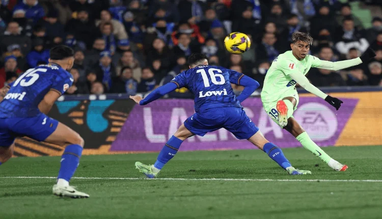 لاعب مغربي يثير ضجة في أول ظهور له مع خيتافي أمام برشلونة