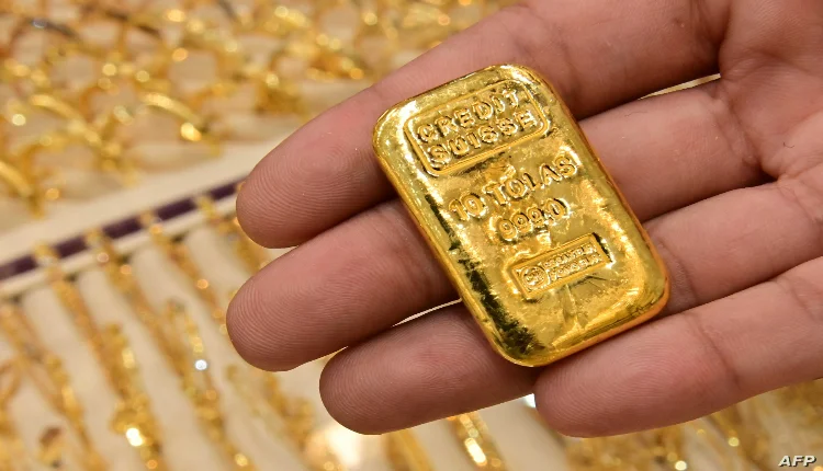 ذهب يقفز لمستوى قياسي بعد تلميح لقرار أمريكي