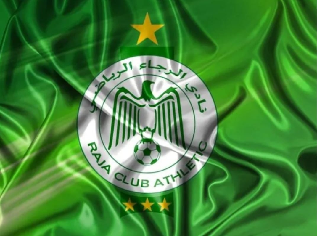 حكم جديد يزيد من متاعب الرجاء الرياضي