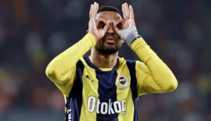 النصيري يستفز جماهير فنربخشة