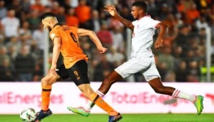 الكاف يعلن ملعب إقامة إياب نهائي كأس الكونفدرالية بين بركان سيمبا