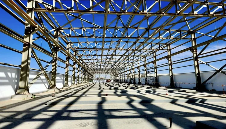 أشغال محطة تحلية مياه البحر بالداخلة