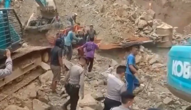 انهيار صخري بإندونيسيا